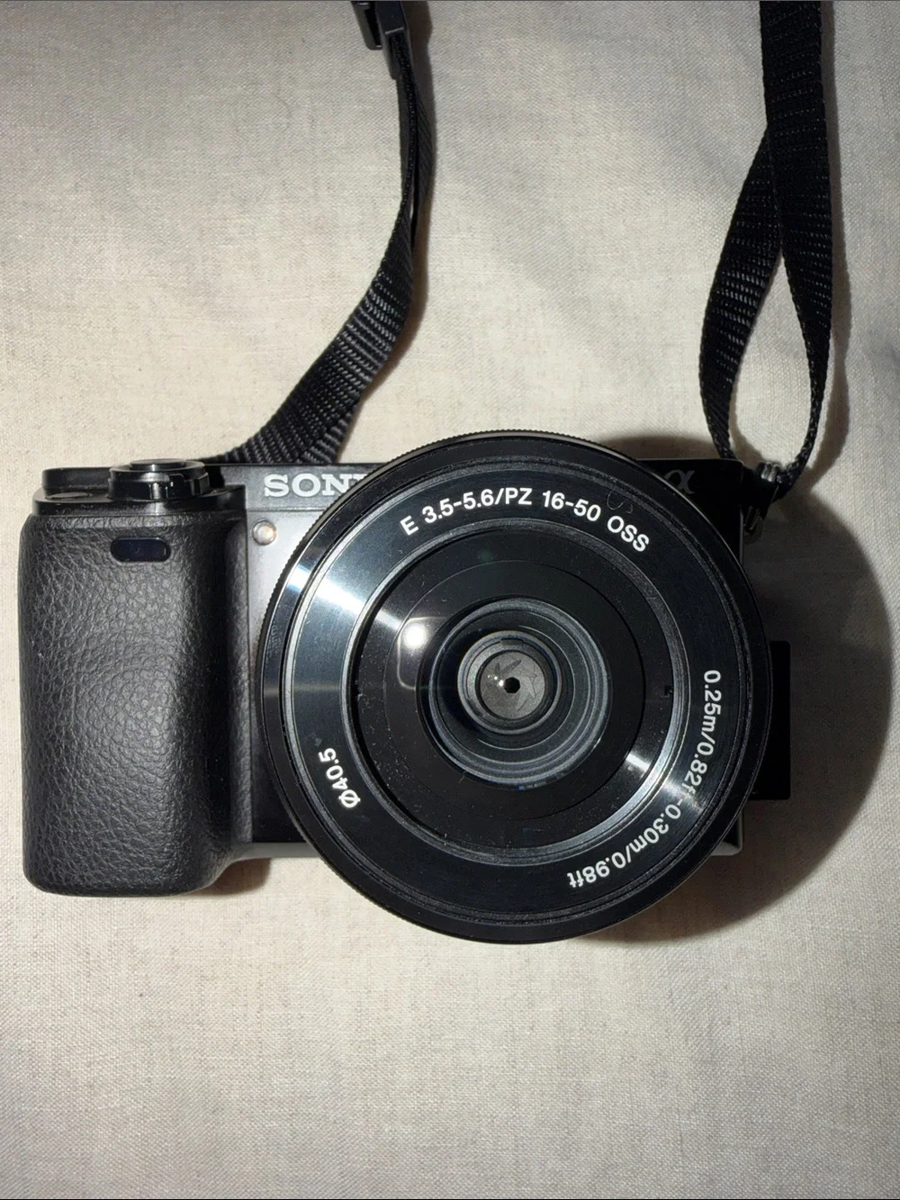 Sony A6000 Mirrorless Camera Kit